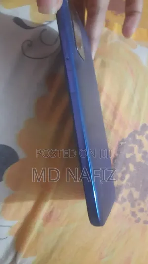 Photo - Xiaomi Redmi Note 11 128 GB Blue