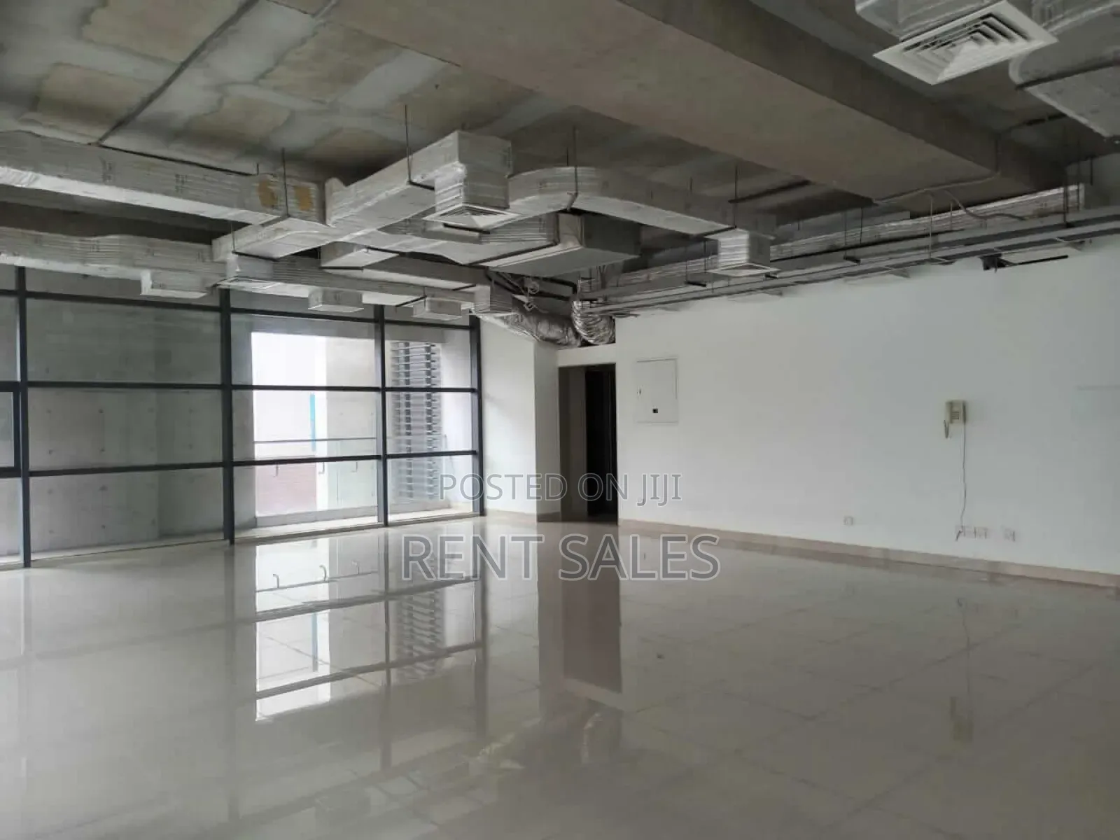 11200 SQFT New Building Office Space Rent in Gulshan Avenue