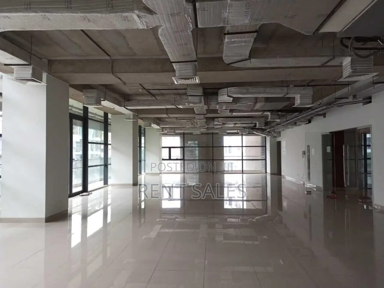 11200 SQFT New Building Office Space Rent in Gulshan Avenue