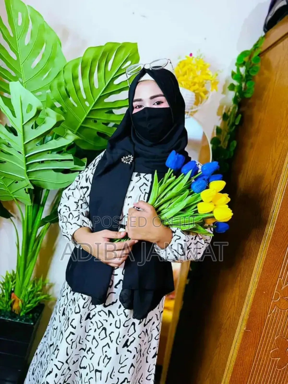 New Dhamaka Gawon
★Body : Irani Silk With Skin Print 
★Size : Free