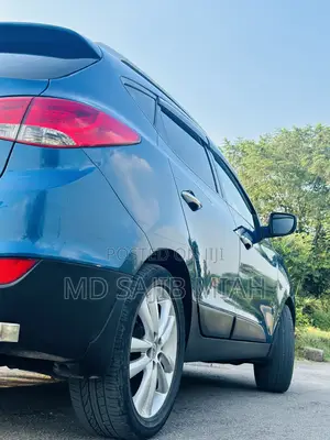 Hyundai Tucson Limited AWD 2012 Blue