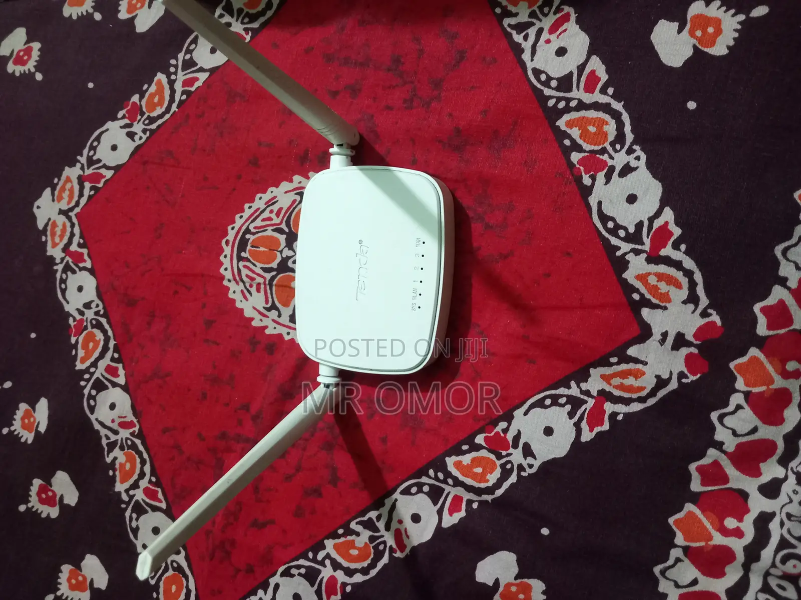 Tenda.Running Router