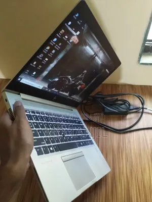 Photo - Laptop HP EliteBook 745 G5 8GB AMD Ryzen 5 SSD 256GB