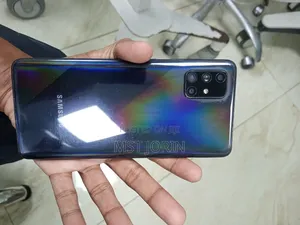 Photo - Samsung Galaxy A71 128 GB Bronze