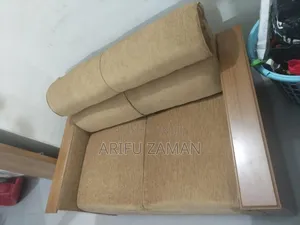 বক্স সোফা সেট ২/২/১ একদম নতুন আছে ।