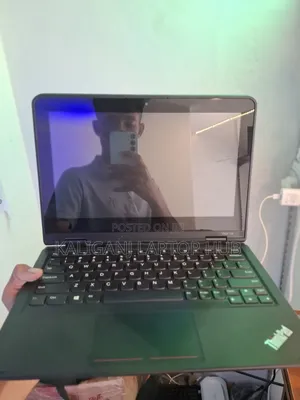 Photo - Laptop Lenovo Yoga 11e 8GB Intel Celeron SSD 128GB