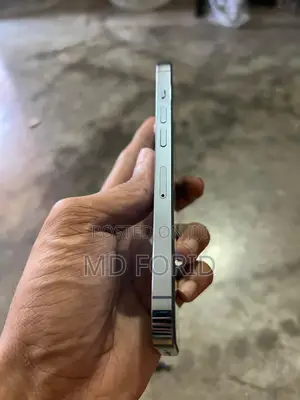 Photo - New Apple iPhone 13 Pro 128 GB Silver