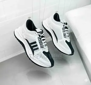 New 2026 Collection Sneaker Sports Shoes Treadvibe 201