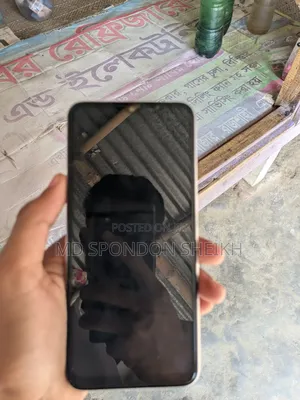 New Realme C33 64 GB Gold