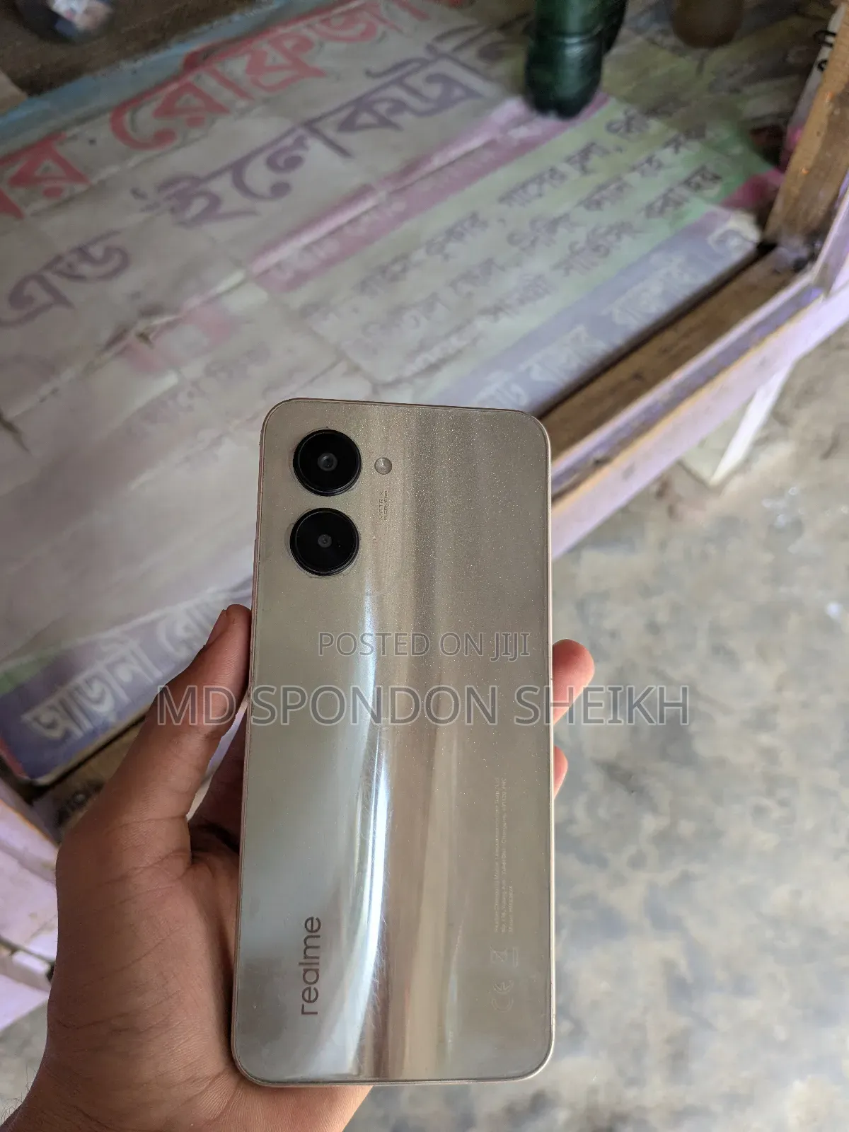 New Realme C33 64 GB Gold