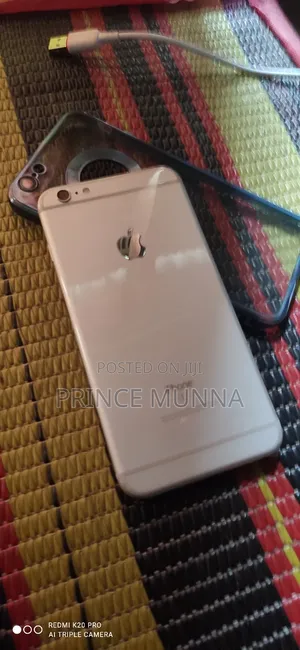 Photo - New Apple iPhone 6s Plus 64 GB Silver