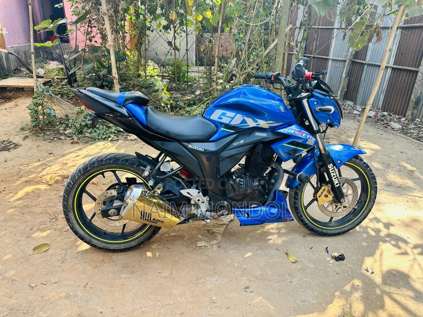 Suzuki 2018 Blue