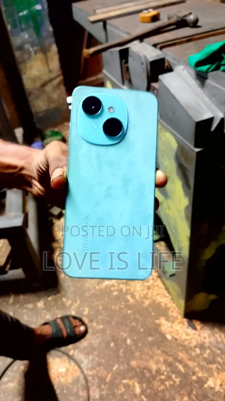 Tecno Spark Go 64 GB