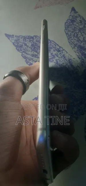 OnePlus 3T 64 GB Gold