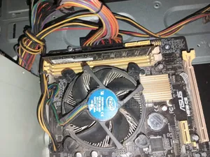 Desktop Computer Asus 4GB Intel Core I3 HDD 750GB