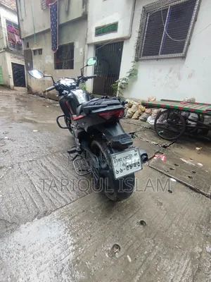 Hero Hunk 150 2022 Black