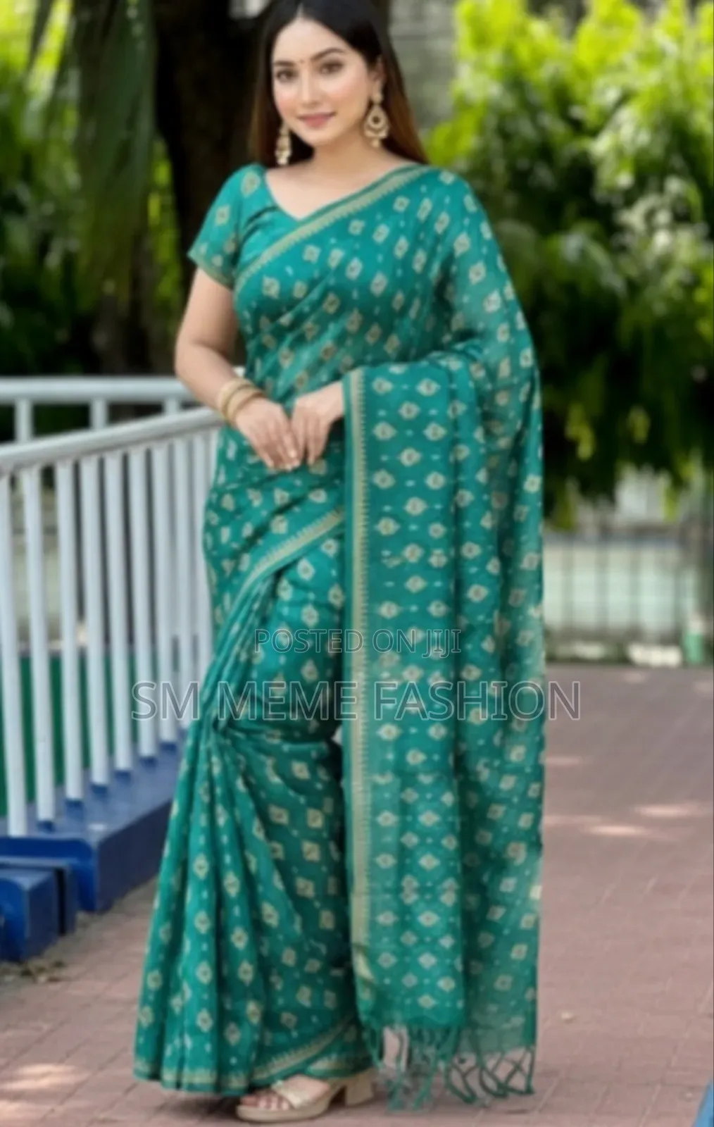 আড়ং কটন শাড়ি