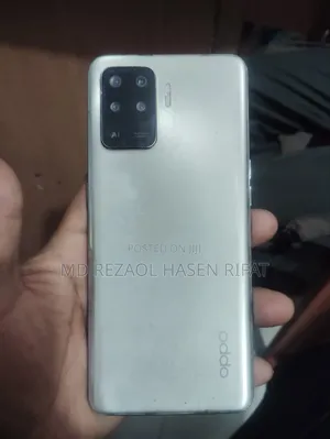 Photo - Oppo F21 Pro 128 GB White