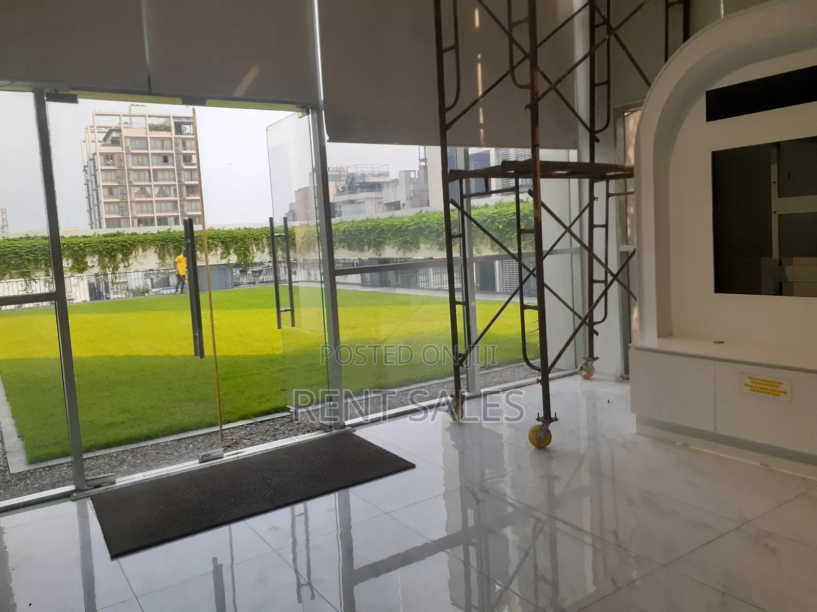 30000 SQFT Office Space Available for Rent in Gulshan Avenue
