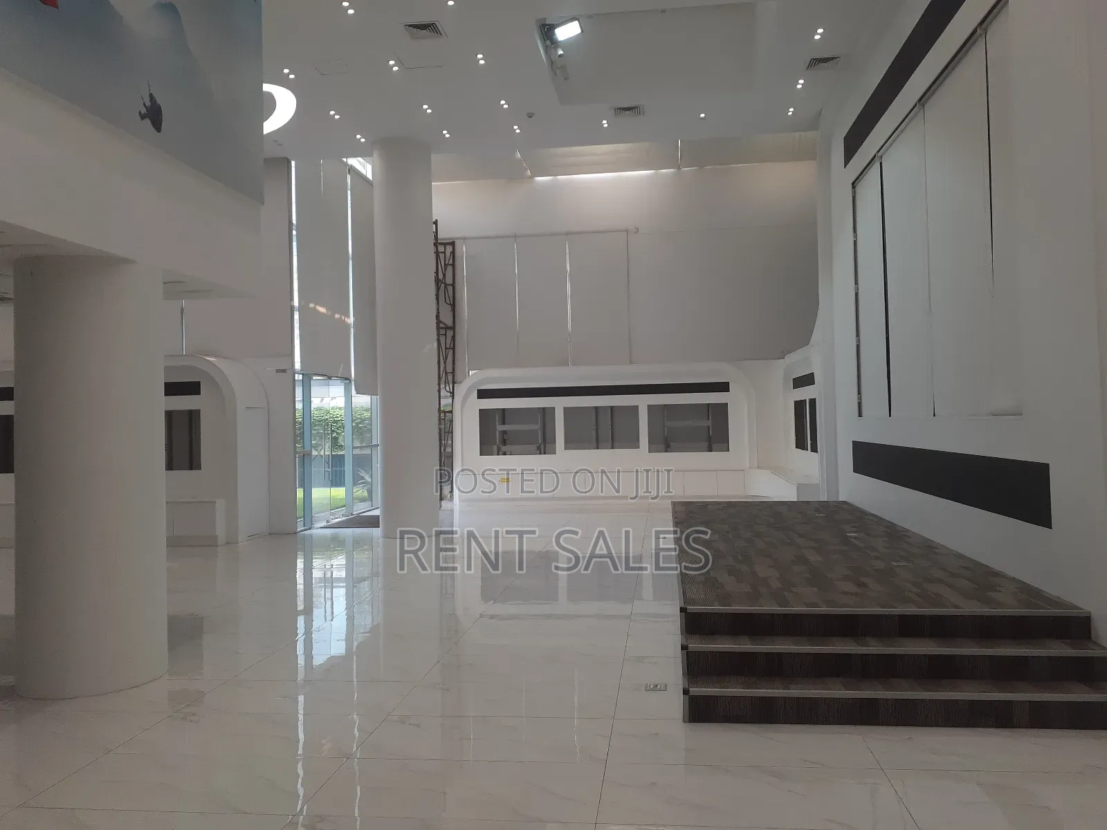 30000 SQFT Office Space Available for Rent in Gulshan Avenue