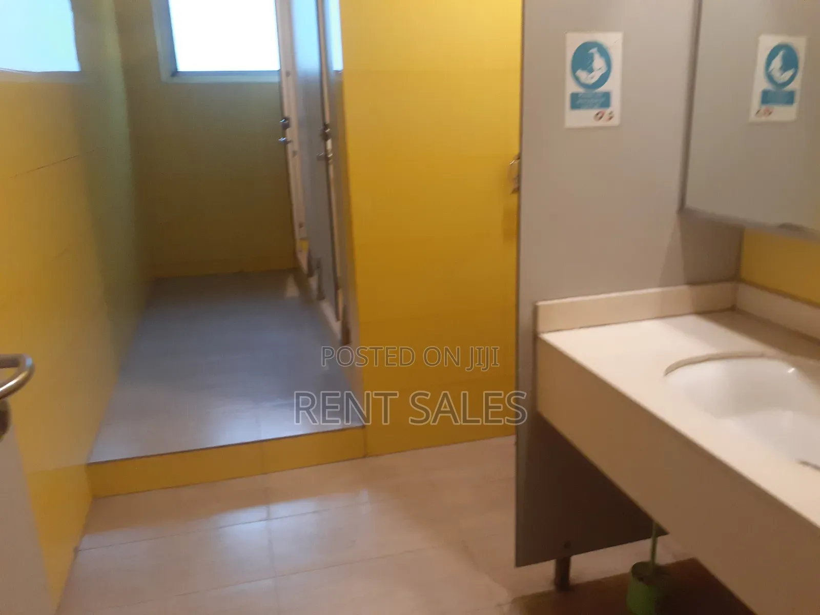 30000 SQFT Office Space Available for Rent in Gulshan Avenue