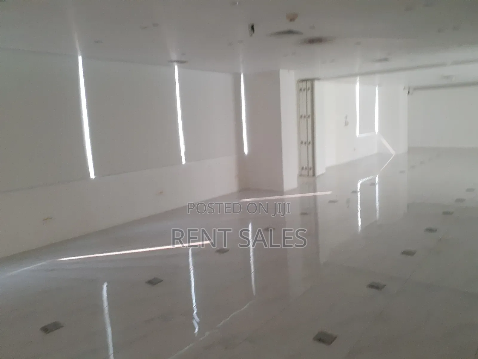 30000 SQFT Office Space Available for Rent in Gulshan Avenue