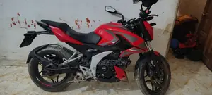 Bajaj Pulsar N160 2023 Red