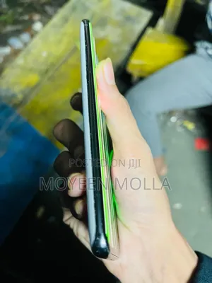 Photo - Samsung Galaxy S20 128 GB White