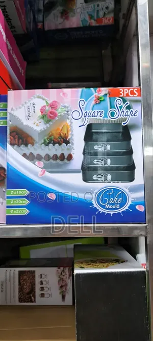 Photo - Non Stick 3 Piece Set Carbon Steel Round Shape Cake Pan Mold