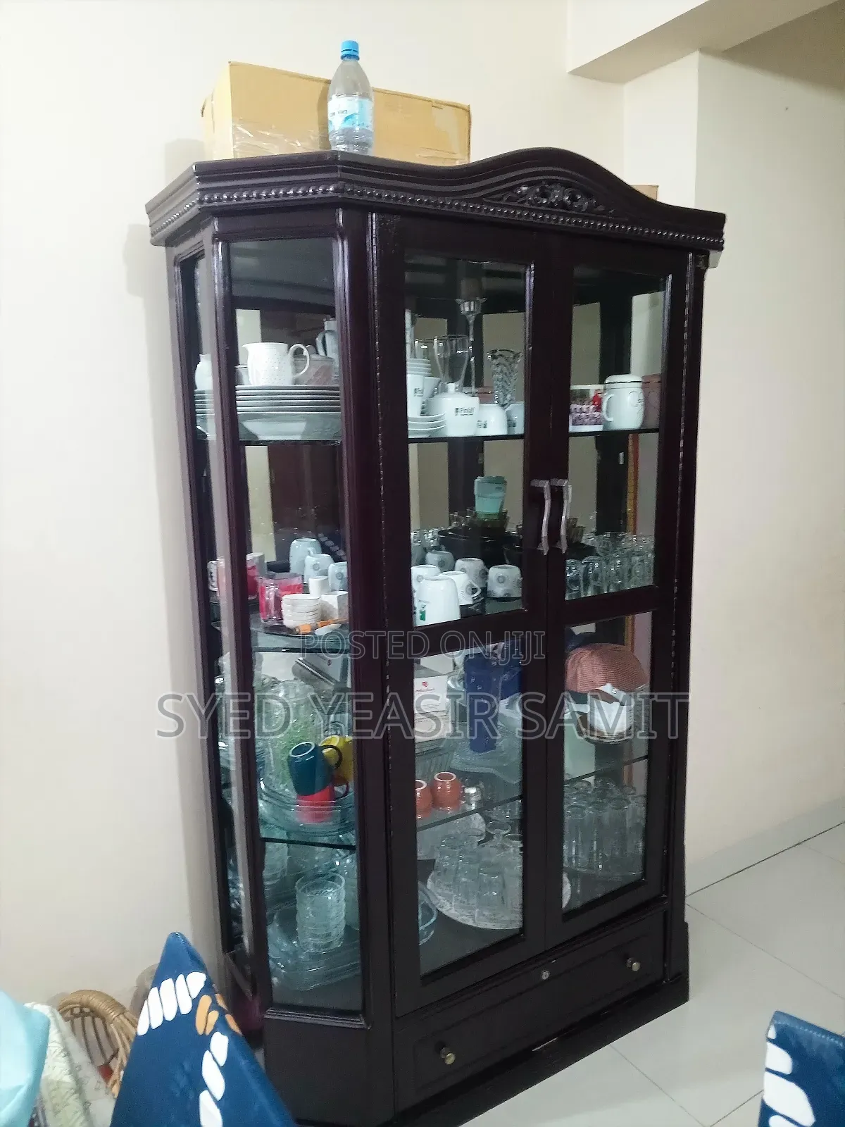 Segoon Wood Showcase