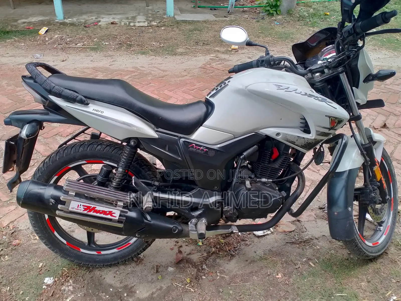 Hero Hunk 2017 White