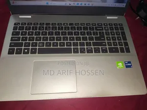 Laptop Dell Inspiron 15 3521 8GB Intel Core I5 HDD+SSD 1T