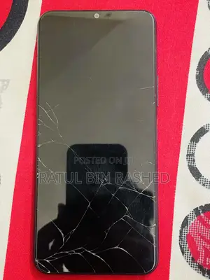 Photo - Vivo Y12 32 GB Black