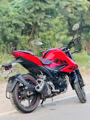 Photo - Suzuki 2022 Red