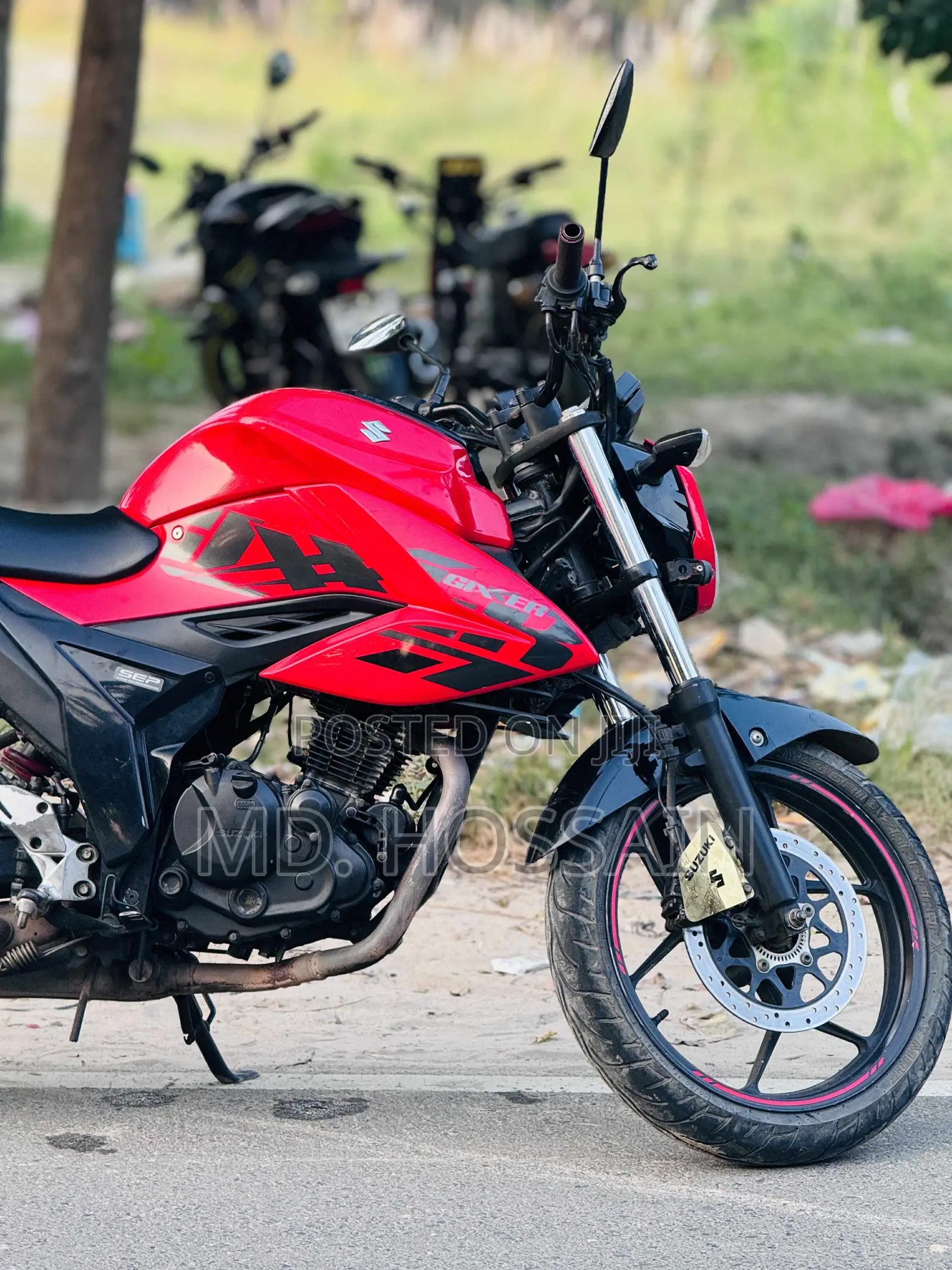 Suzuki 2022 Red
