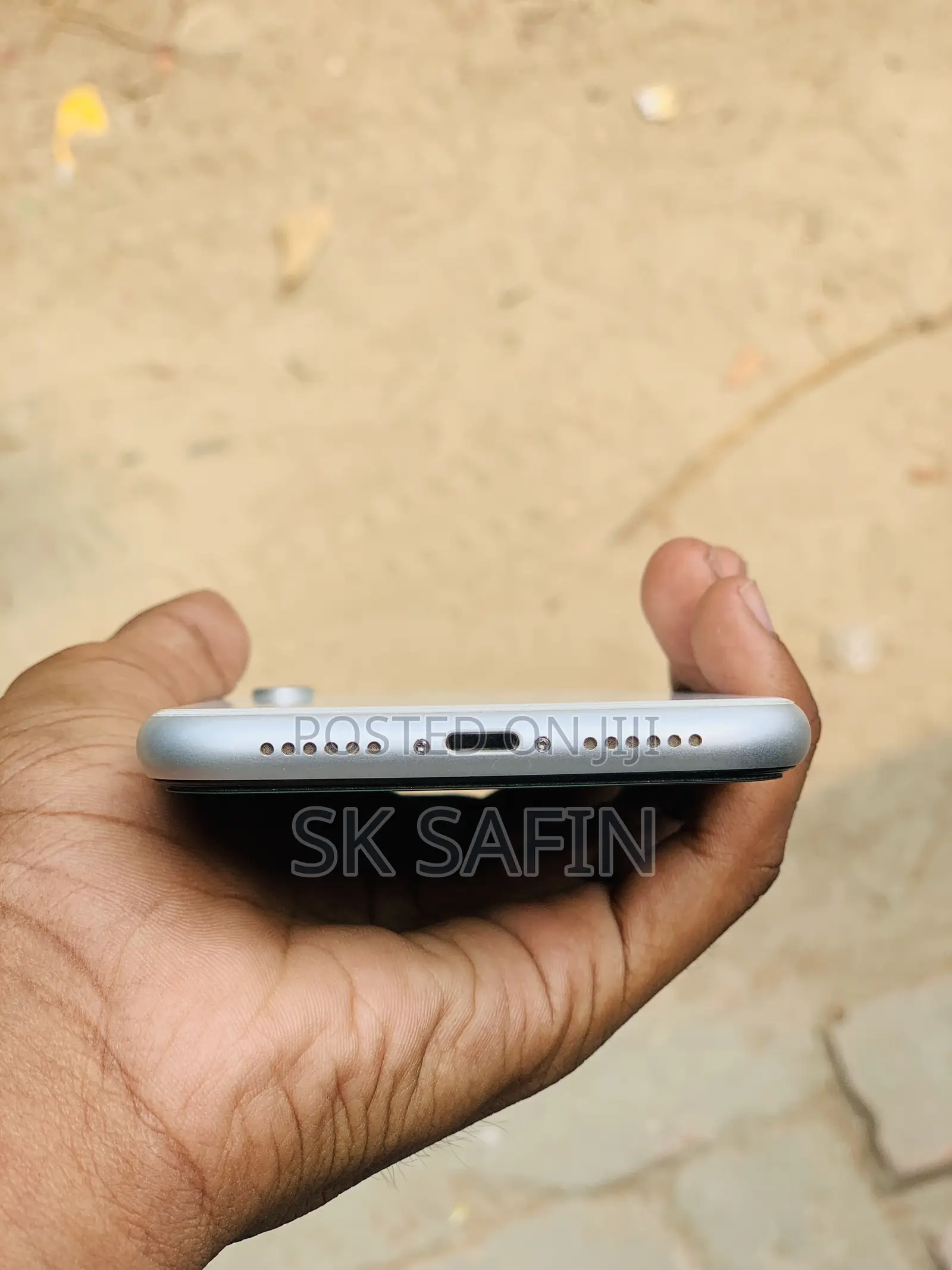 Apple iPhone XR 256 GB White