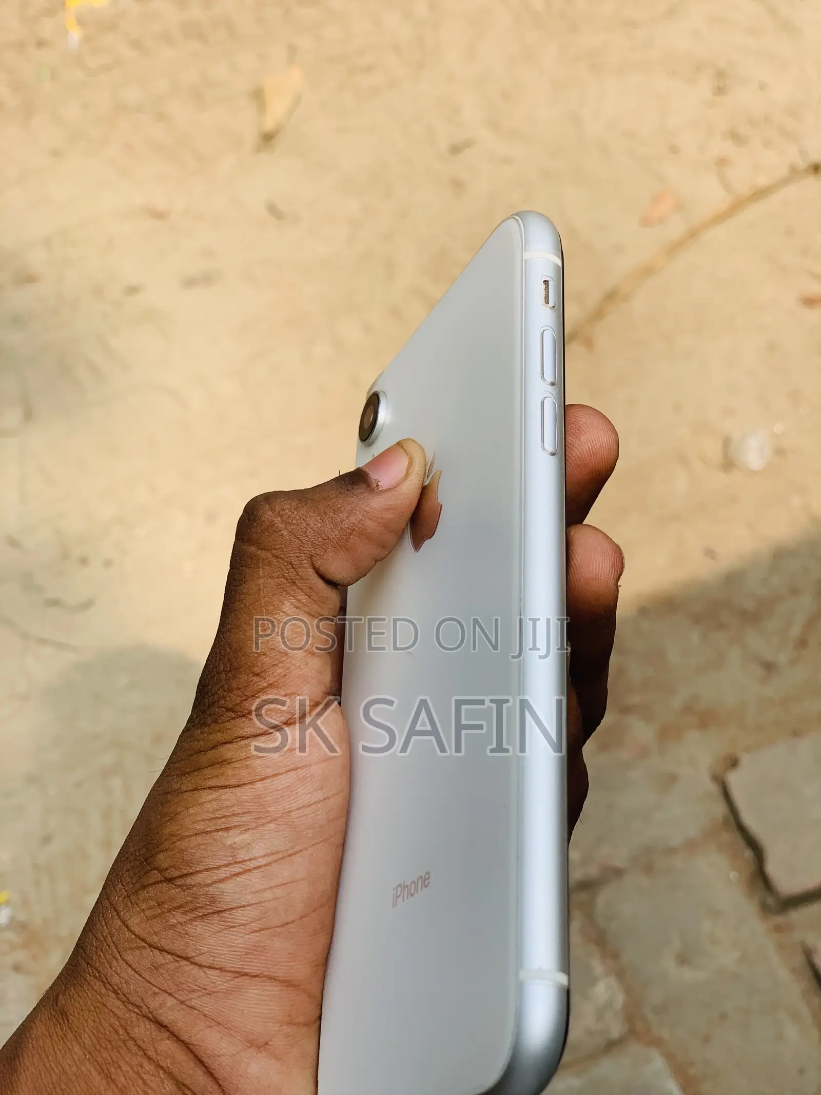 Apple iPhone XR 256 GB White