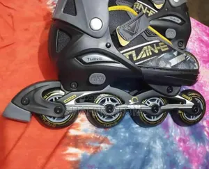Tian-E Skates Shoe
