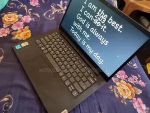 Laptop Lenovo V14 G4 IRU 8GB Intel Core i3 HDD+SSD 1.5T