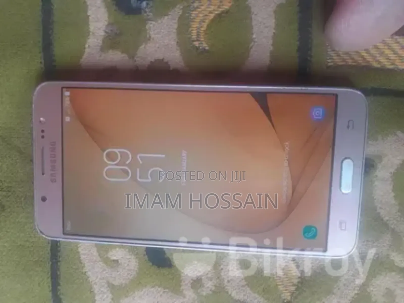 Samsung Galaxy J7 16 GB Gold