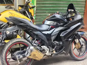 Photo - Suzuki 2018 Black