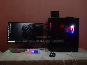 Desktop Computer Asus 1GB Intel SSD 256GB