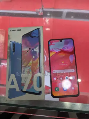 Photo - Samsung Galaxy A70