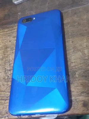 Photo - Realme C2 32 GB Blue