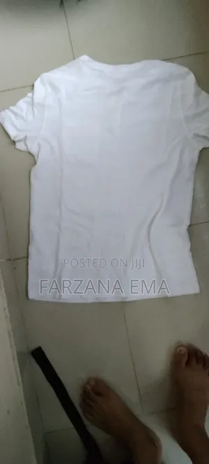 Photo - এই টি-শার্টটি পুরো নতুন যারা যারা নিতে চান তারা তারা ইনবক্সে নক দিন