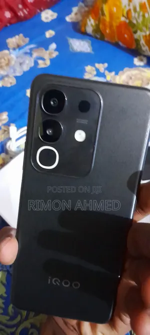 Photo - New Vivo iQOO 128 GB Black