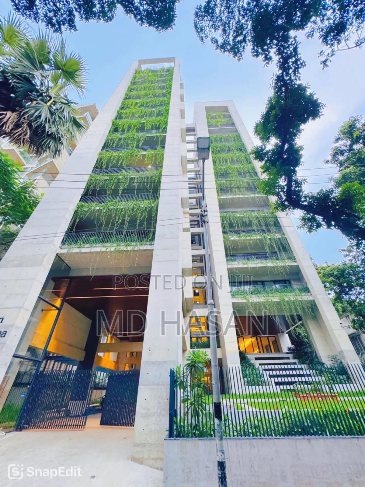 4bdrm Apartment in Semi Furnished for Rent