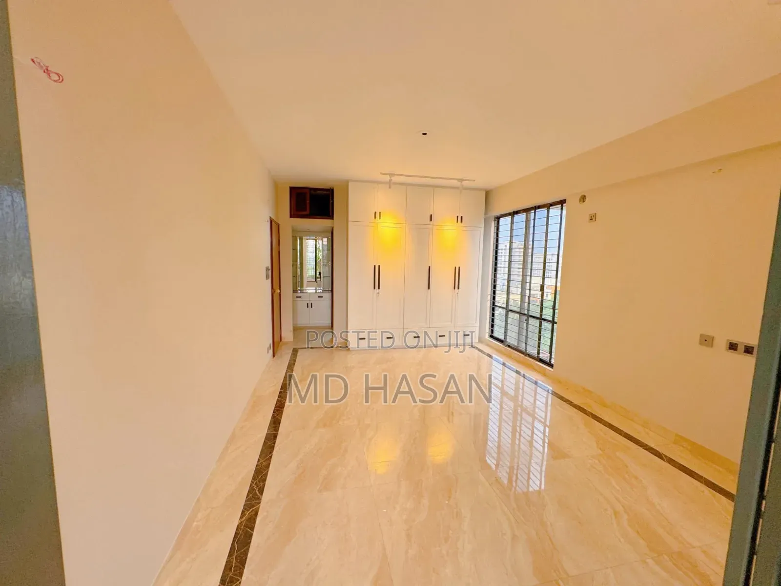 4bdrm Apartment in Semi Furnished for Rent