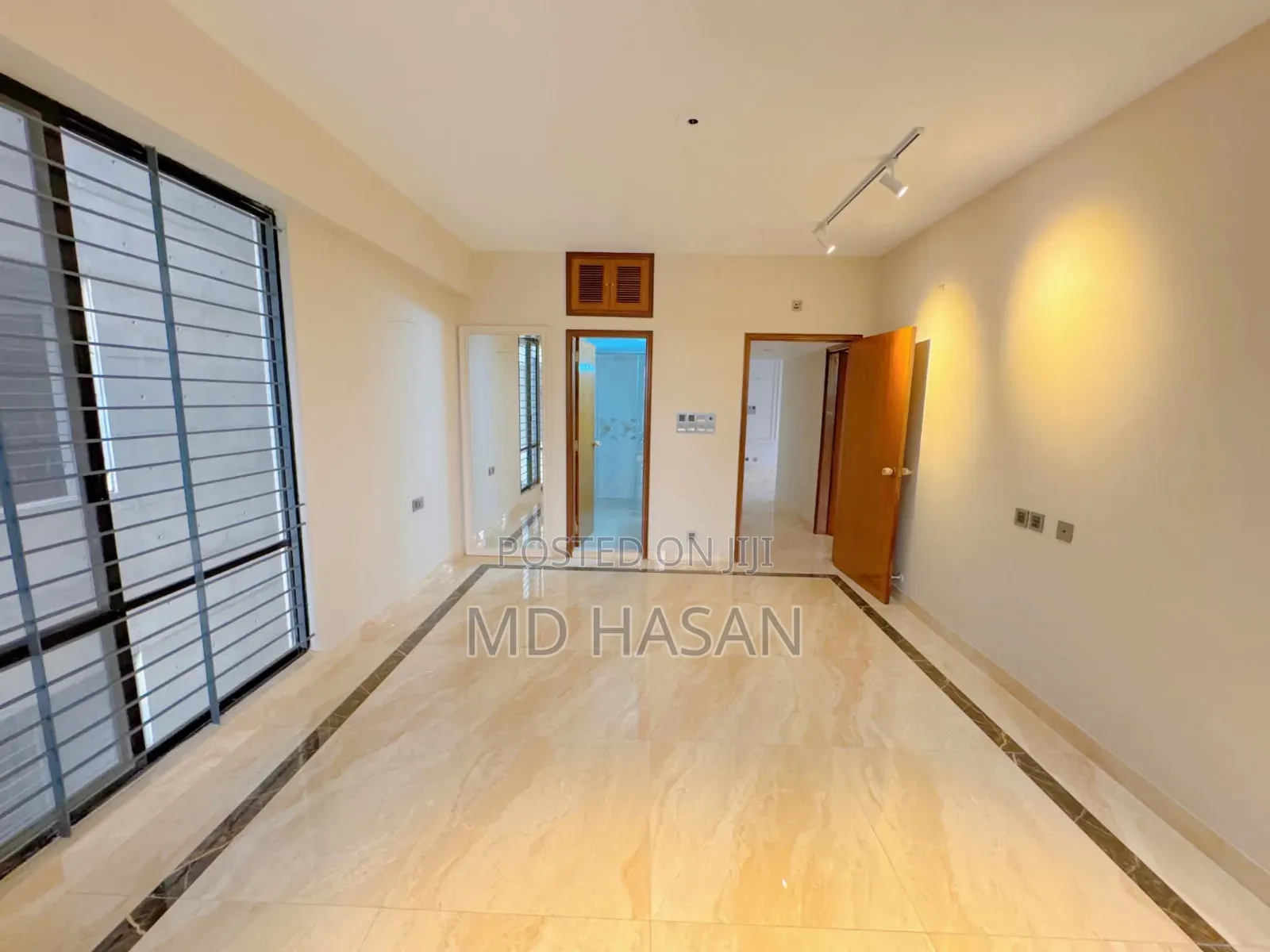 4bdrm Apartment in Semi Furnished for Rent