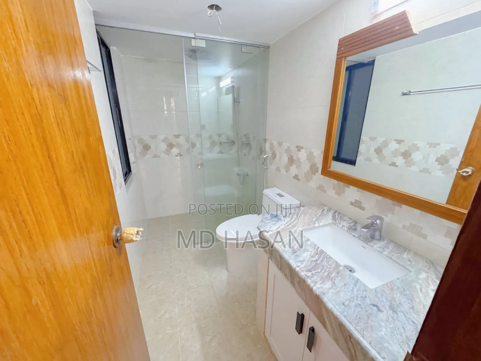 4bdrm Apartment in Semi Furnished for Rent